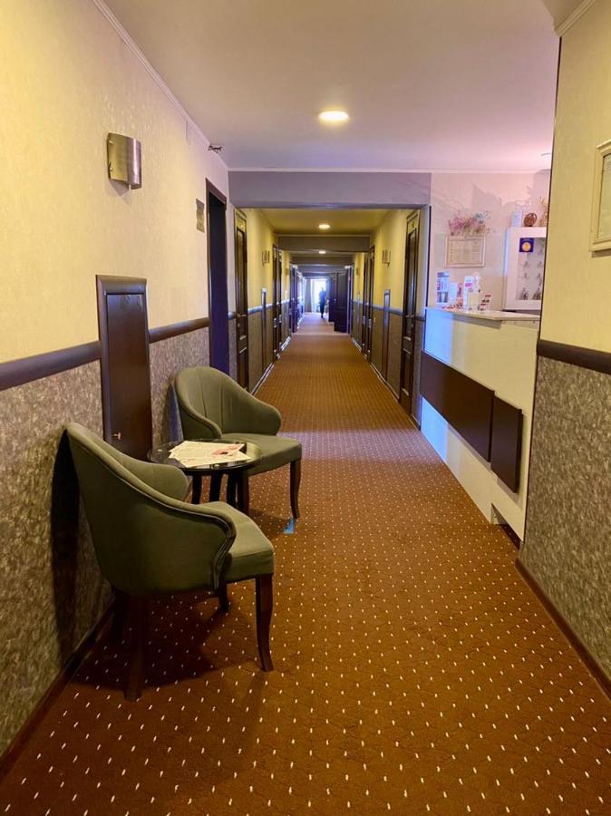 Seven Hotel Bishkek Esterno foto