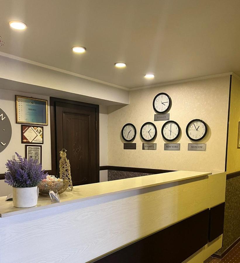 Seven Hotel Bishkek Esterno foto